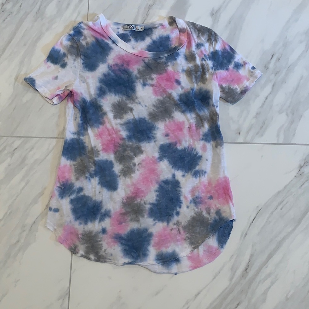T2love Clothing Extra small, small and medium woman’s short sleeve tee